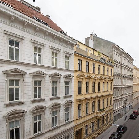 Royal Resort Apartments Urania Wenen Buitenkant foto