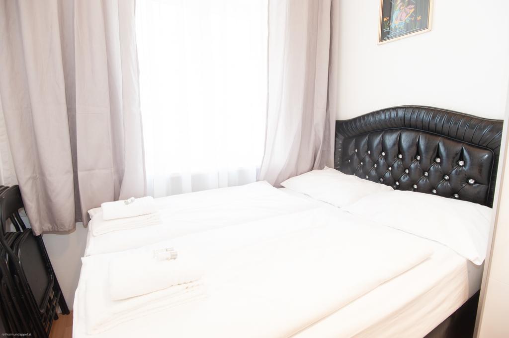 Royal Resort Apartments Urania Wenen Kamer foto